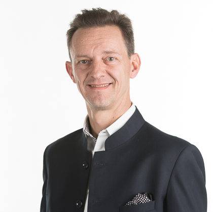 Oliver_Haefliger_REDUCED_800px_1